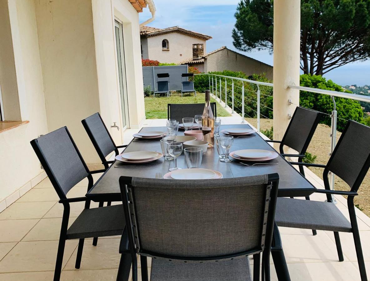 Maison Avec Vue Panoramique Cavalaire-sur-Mer Eksteriør billede